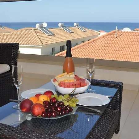 Aphrodite Sea View شقة *